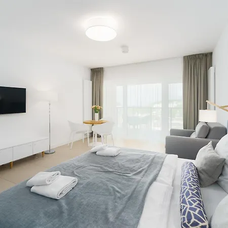 Aquamarina Prima Deluxe With Sea View By Renters Apartment Miedzyzdroje