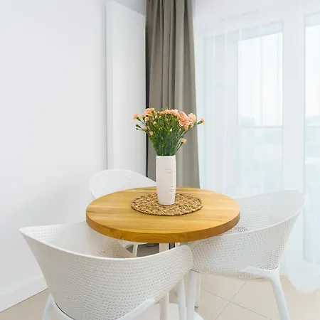 Aquamarina Prima Deluxe With Sea View By Renters *