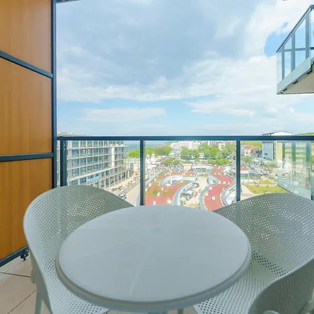 Apartment Aquamarina Prima Deluxe With Sea View By Renters