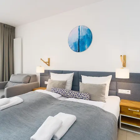 Apartment Aquamarina Prima Deluxe With Sea View By Renters Miedzyzdroje