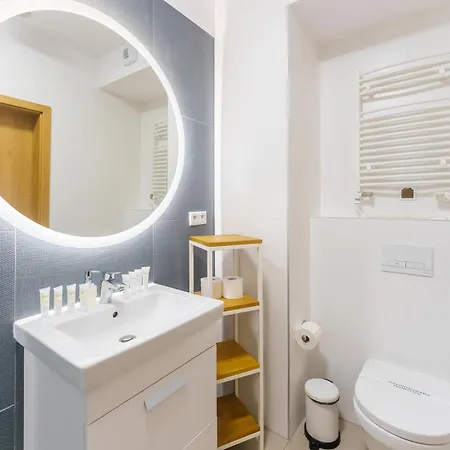 Apartament Aquamarina Prima Deluxe With Sea View By Renters *